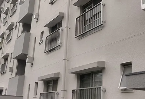 公団の外観