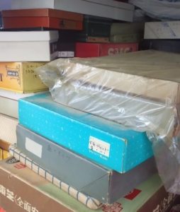 埃が多かった押し入れ内の遺品